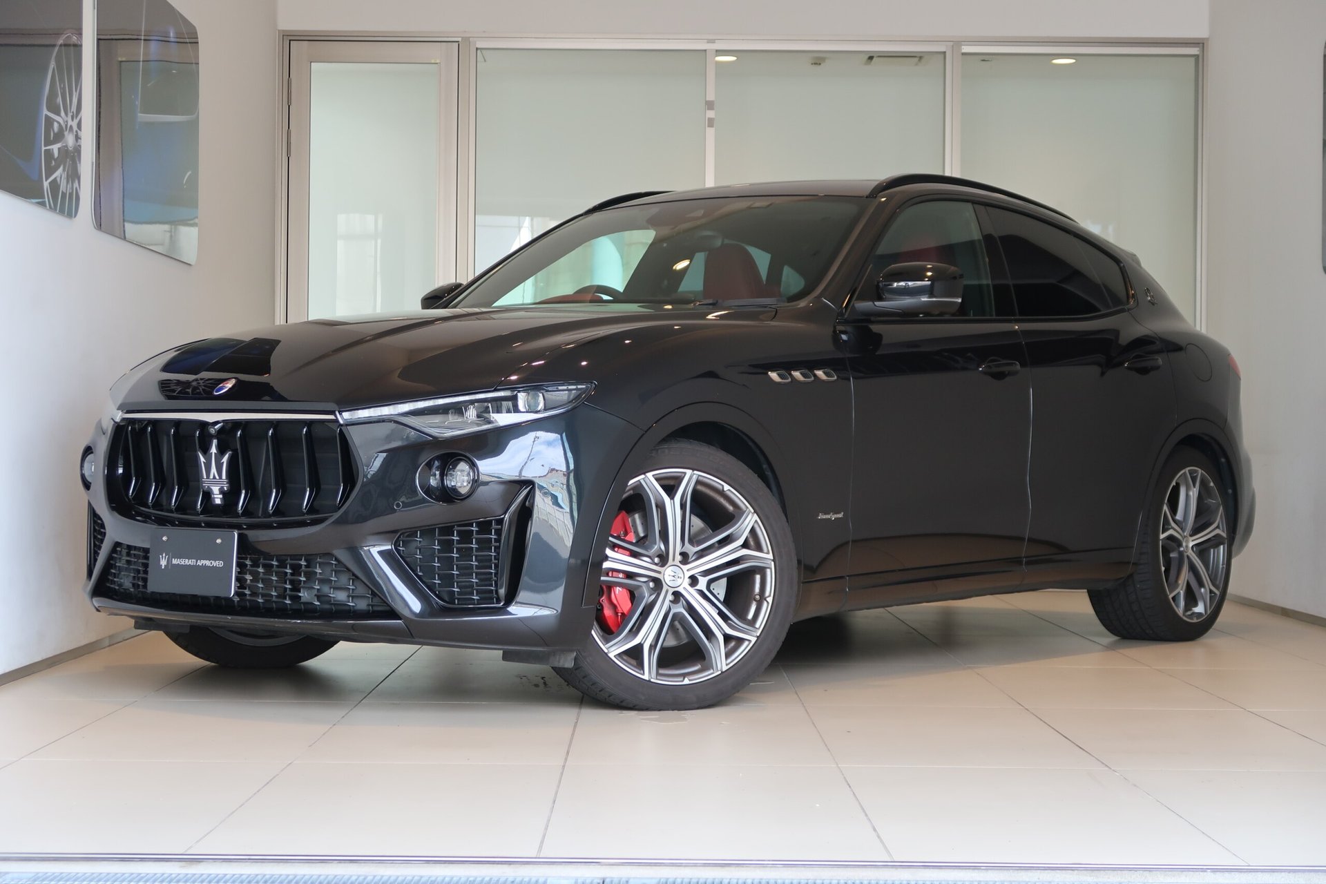 MASERATI LEVANTE - View 1