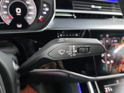 صورة مصغرة 30 لـ 2021 AUDI A8