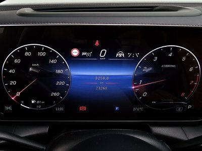 MERCEDES-BENZ GLC - 8