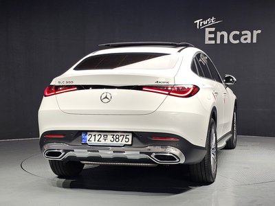 MERCEDES-BENZ GLC - 4