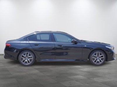 BMW 5 SERIES - 10
