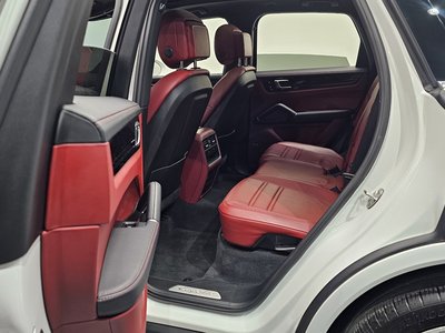 2019 Porsche CAYENNE — миниатюра 16