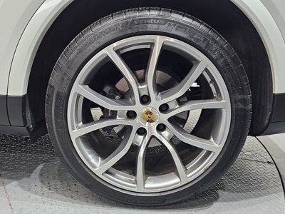 2019 Porsche CAYENNE 照片 8