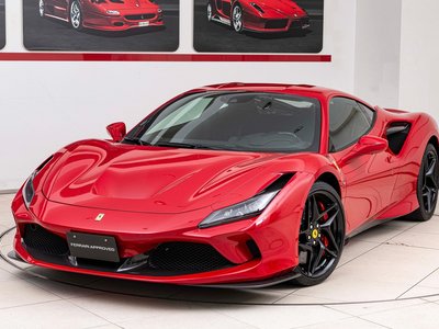 FERRARI F8 TRIBUTO