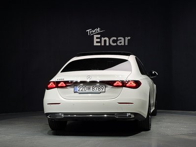 صورة 4 لـ 2025 Mercedes-BENZ E-CLASS