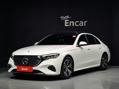 صورة 1 لـ 2025 Mercedes-BENZ E-CLASS
