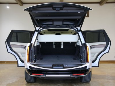 صورة 10 لـ 2024 LAND Rover RANGE ROVER