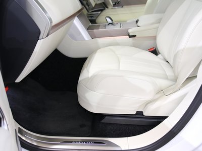 2024 LAND Rover RANGE ROVER thumbnail 24