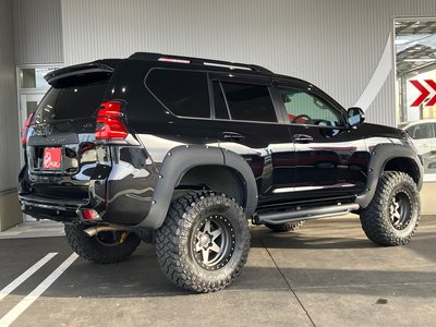 TOYOTA LAND CRUISER PRADO - 7