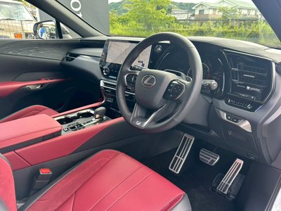 LEXUS RX - 9