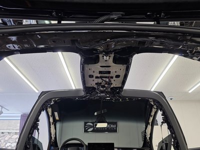 2026 Tesla MODEL X — миниатюра 12