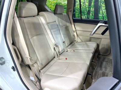 TOYOTA LAND CRUISER PRADO - 9