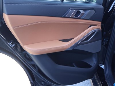 2021 BMW X6 — миниатюра 23