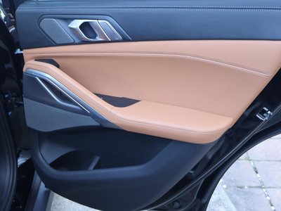 2021 BMW X6 — миниатюра 21