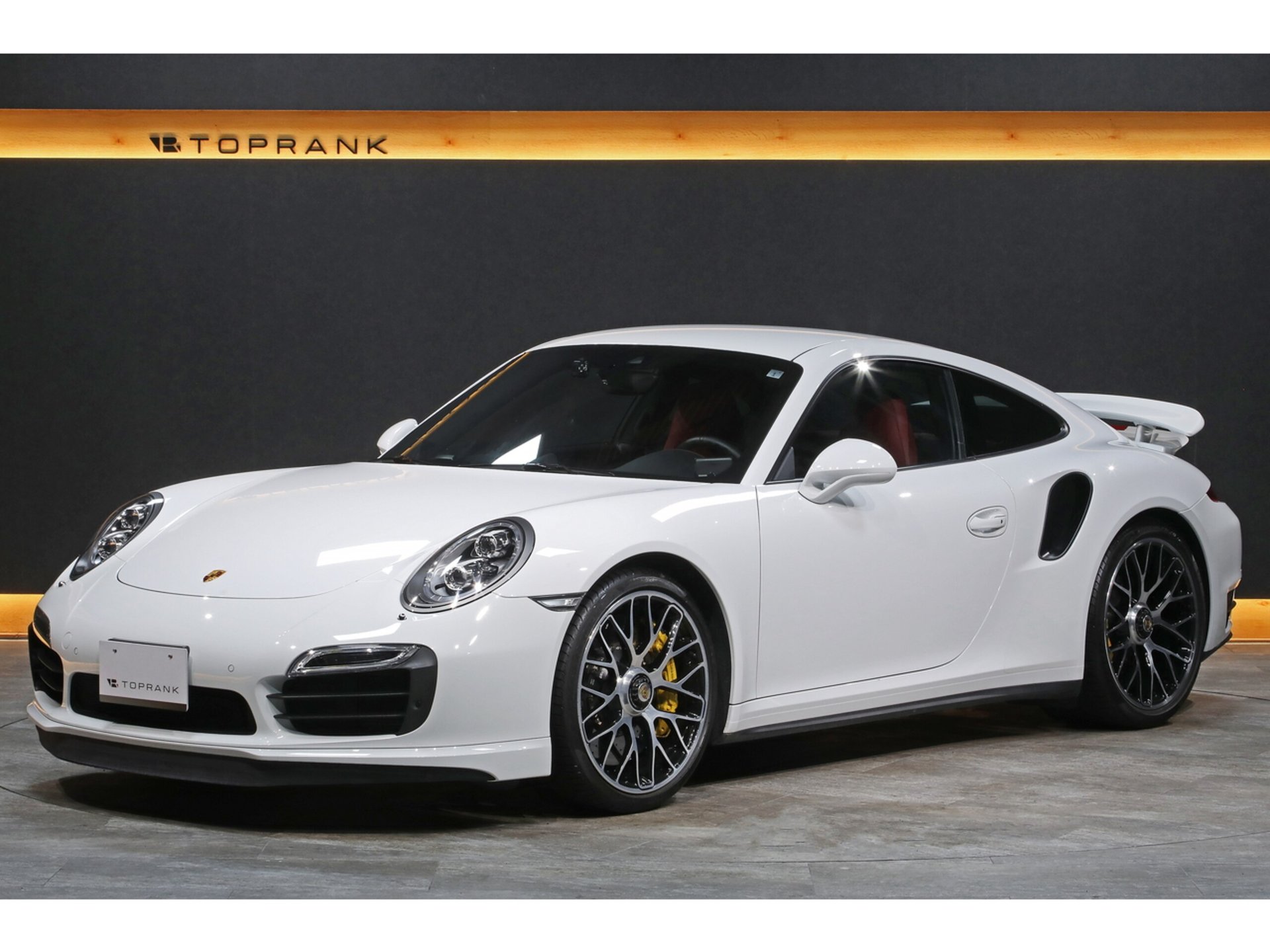 PORSCHE 911 - View 1