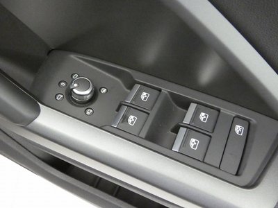 2024 AUDI Q3 SPORTBACK thumbnail 36
