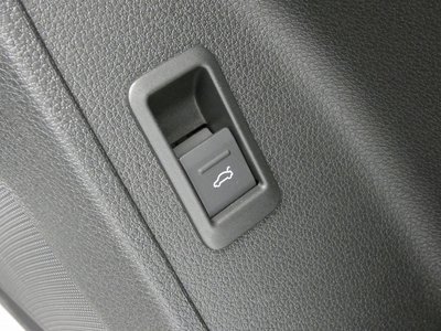 2024 AUDI Q3 SPORTBACK thumbnail 37