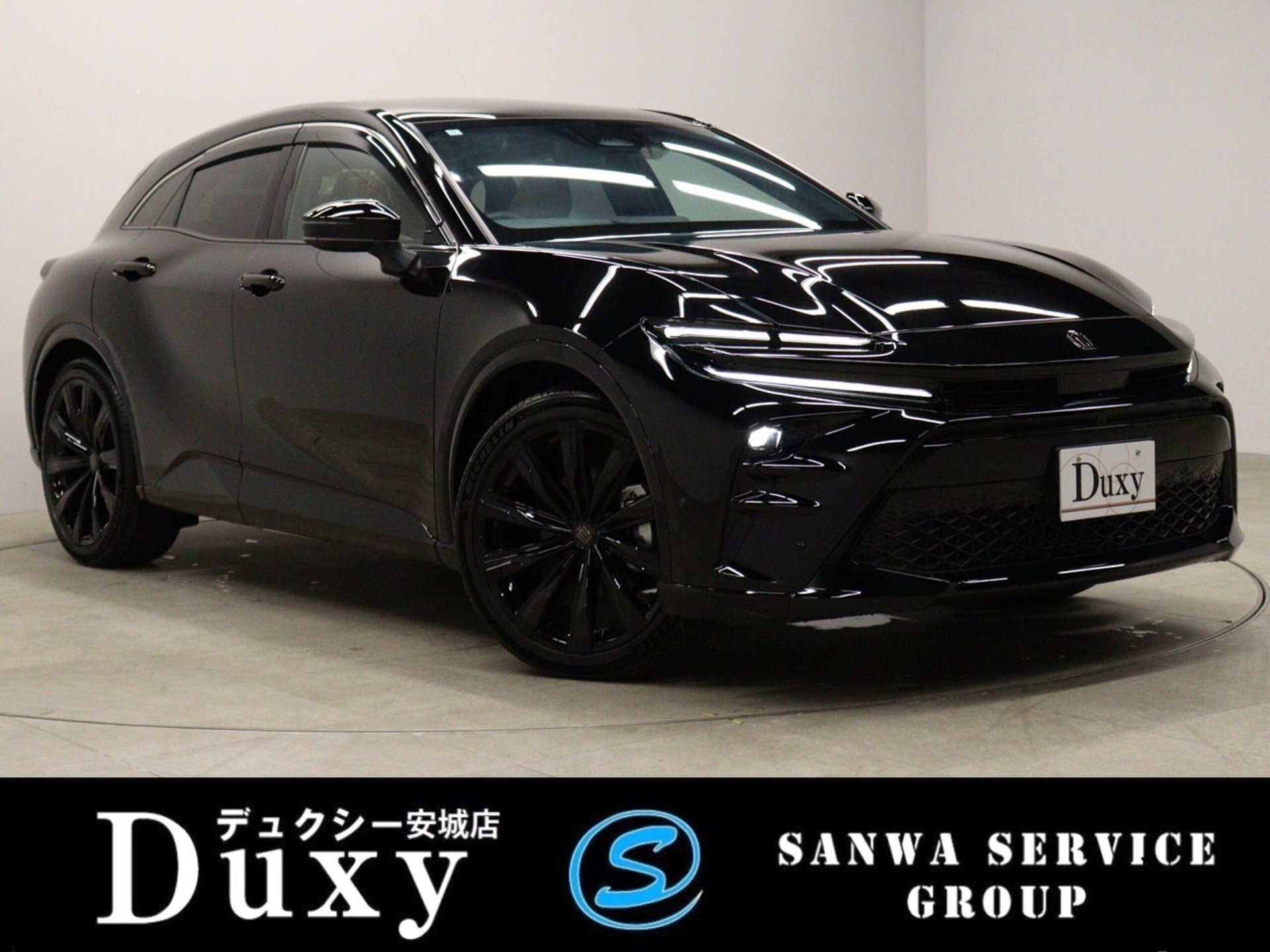 TOYOTA CROWN SPORT - View 1