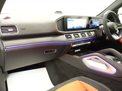 2025 Mercedes-BENZ GLE AMG 缩略图 17