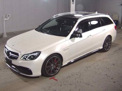 MERCEDES-BENZ E-CLASS - 4