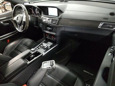 MERCEDES-BENZ E-CLASS - 3