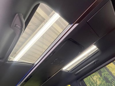 TOYOTA ALPHARD - 4