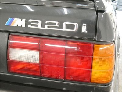 صورة مصغرة 14 لـ 1989 BMW 3 SERIES