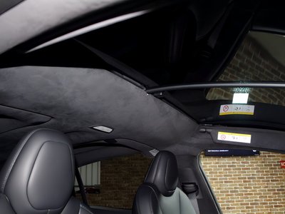 2020 Tesla MODEL X — миниатюра 14