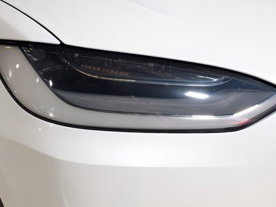 2020 Tesla MODEL X — миниатюра 29