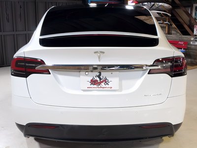 2020 Tesla MODEL X — миниатюра 23