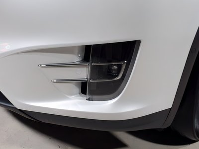 2020 Tesla MODEL X — миниатюра 28