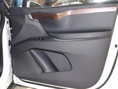 2020 Tesla MODEL X — миниатюра 37
