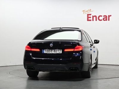 BMW 5 SERIES - 3