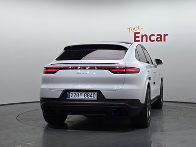 PORSCHE CAYENNE - 4