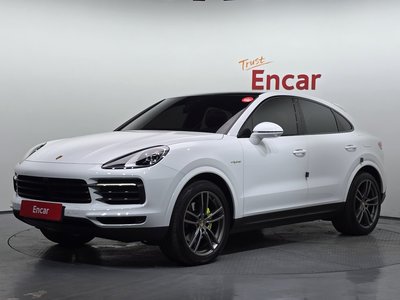 PORSCHE CAYENNE - 1