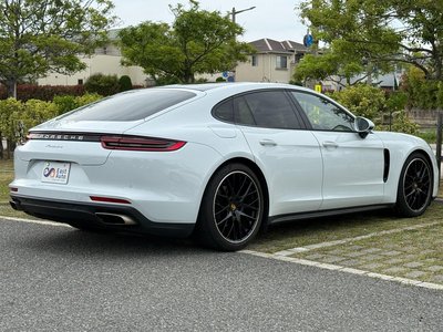 PORSCHE PANAMERA - 6
