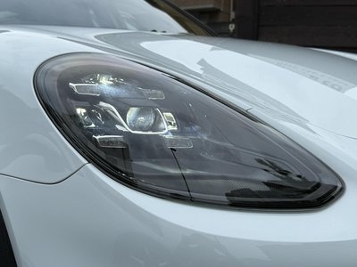 PORSCHE PANAMERA - 9
