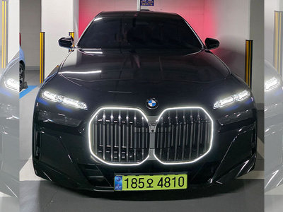 BMW 7 SERIES - 1