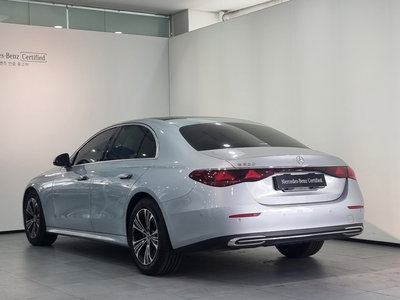 MERCEDES-BENZ E-CLASS - 4