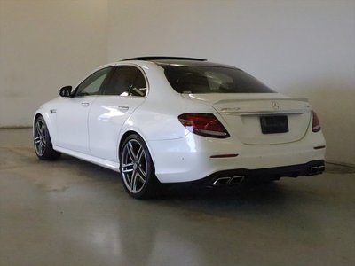 MERCEDES-BENZ E-CLASS - 4