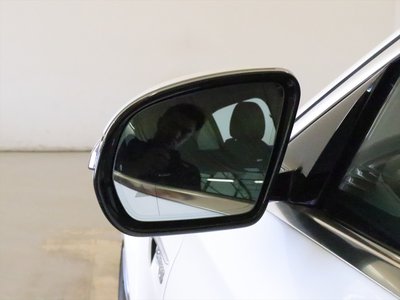 MERCEDES-BENZ E-CLASS - 6