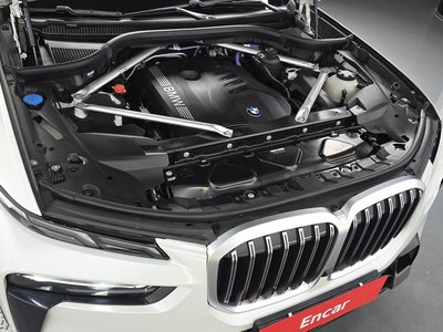 BMW X7 - 7