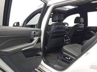 2024 BMW X7 — миниатюра 16