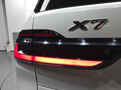 BMW X7 - 10