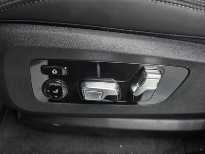 2025 BMW X5 — миниатюра 31