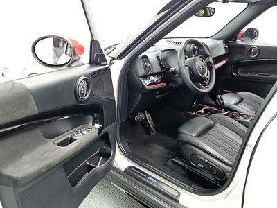 MINI COUNTRYMAN - 10