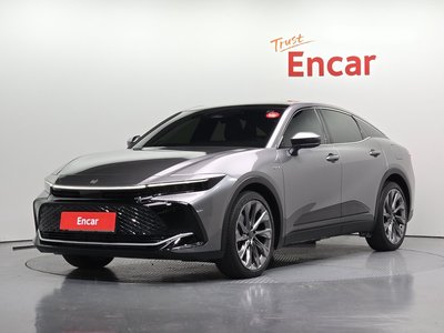 TOYOTA CROWN CROSSOVER