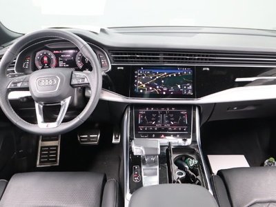 AUDI Q8 - 7