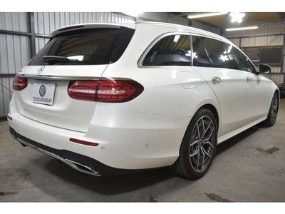 MERCEDES-BENZ E-CLASS - 3