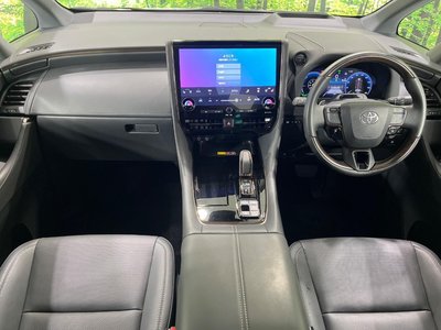 2023 Toyota ALPHARD — фото 2